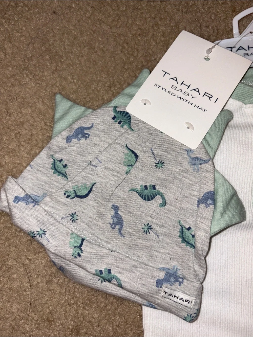 NWT 4 Piece Set